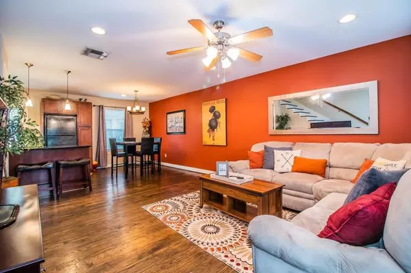 2 bedrooms apartment for rent in West Dallas - Sw Dallas, Dallas