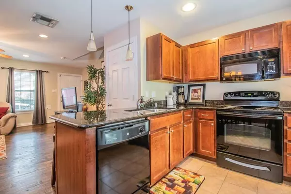 2 bedrooms apartment for rent in West Dallas - Sw Dallas, Dallas