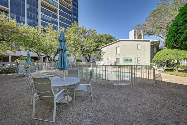 2 bedrooms apartment for rent in Preston Hollow - Nw Dallas, Dallas