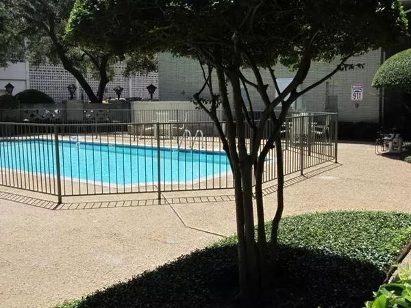 2 bedrooms apartment for rent in Preston Hollow - Nw Dallas, Dallas