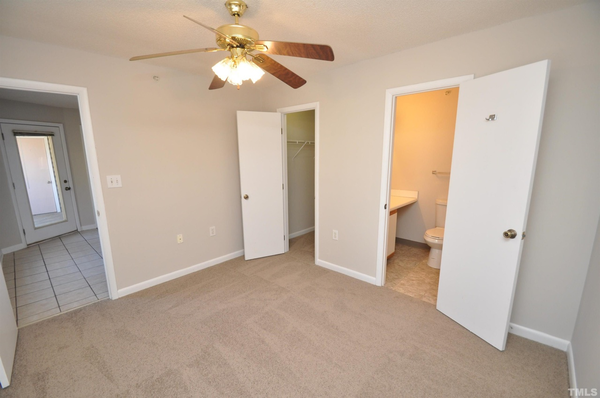 Coliving in Fairmont - Central Raleigh, Raleigh