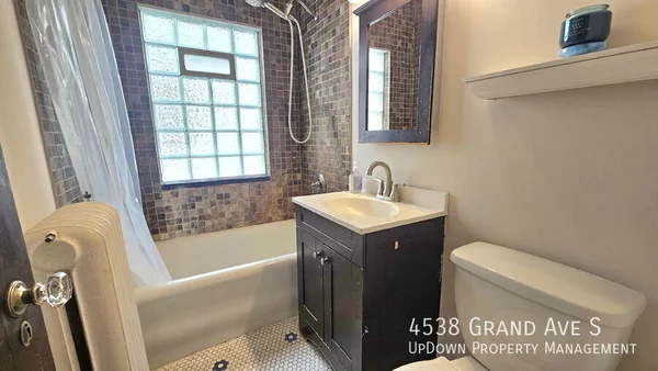 2 bedrooms apartment for rent in King Field - Powderhorn, Minneapolis