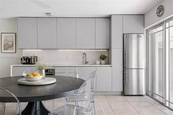 6 bedrooms apartment for rent in Westchester FL - Miami Dade, Miami