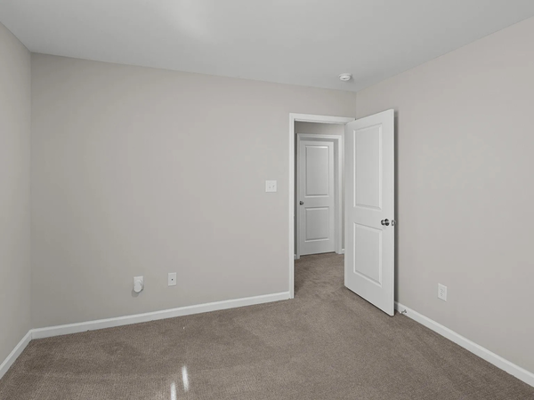 Coliving in Angier - Outer Triangle, Raleigh