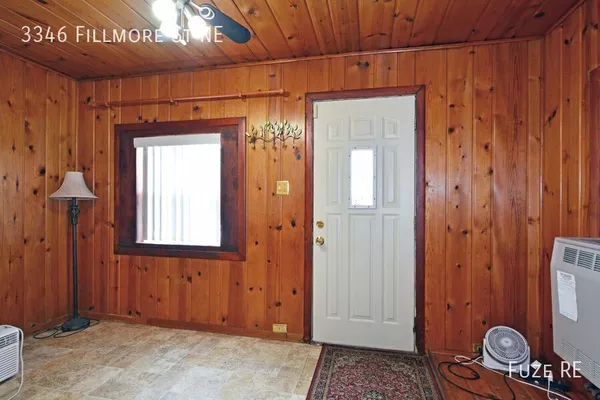 4 bedrooms apartment for rent in Waite Park - Northeast, Minneapolis