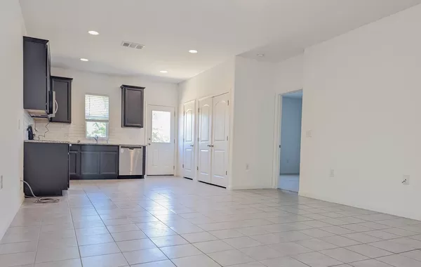 3 bedrooms apartment for rent in Manor - East Austin, Austin