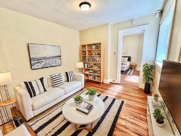 Studio Apartment for rent in Uptown Denver - Center Denver, Denver