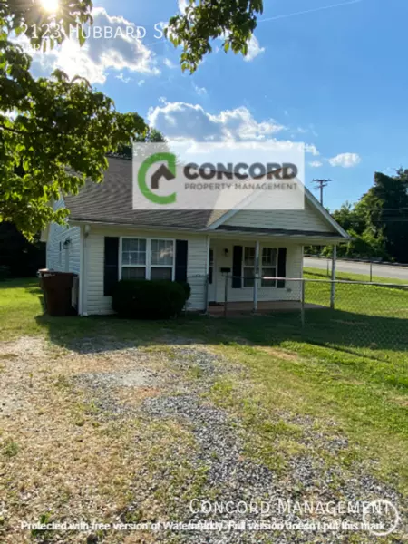 3 bedrooms apartment for rent in North Greensboro - Greensboro, Greensboro