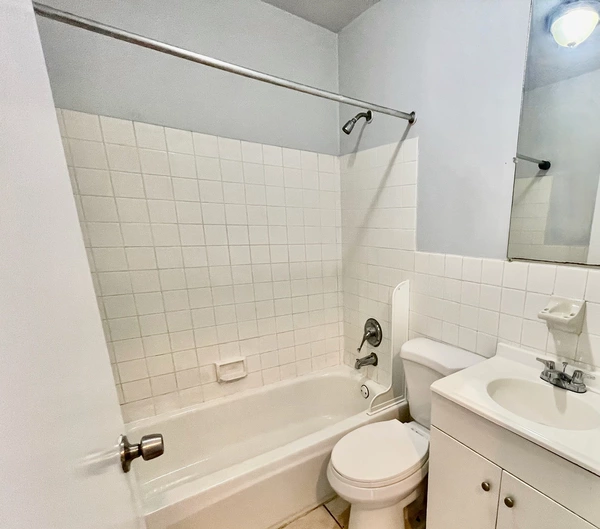 2 bedrooms apartment for rent in Glenwood - North Philadelphia, Philadelphia