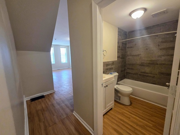 2 bedrooms apartment for rent in Glenwood - North Philadelphia, Philadelphia