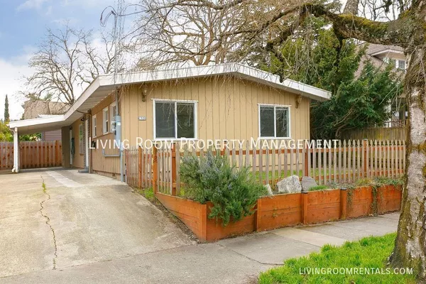 3 bedrooms apartment for rent in Sunnyside Portland - SE Portland, Portland