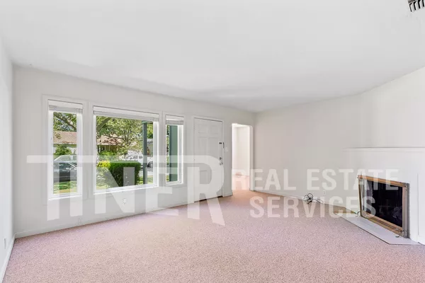 3 bedrooms apartment for rent in Hollywood Park - SE SAC, Sacramento