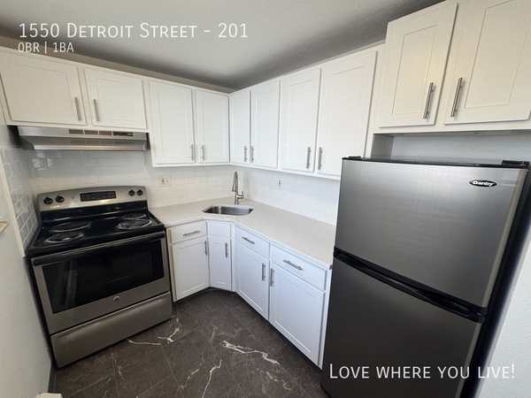 Studio Apartment for rent in City Park - Center Denver, Denver