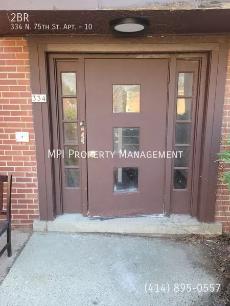 2 bedrooms apartment for rent in Bluemound Heights - West / SW Mil, Milwaukee