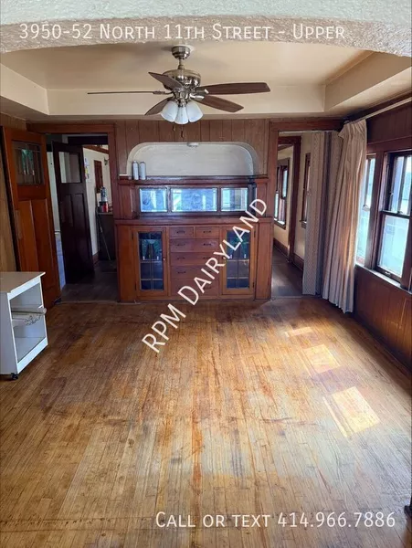 2 bedrooms apartment for rent in Arlington Heights - North Mil / North Shore, Milwaukee