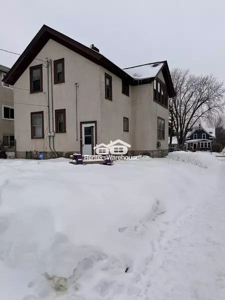 3 bedrooms apartment for rent in Corcoran - Powderhorn, Minneapolis