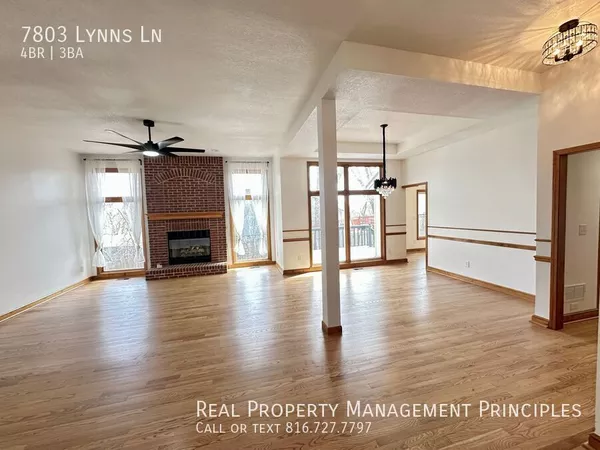 4 bedrooms apartment for rent in Parkville - Outer KCMO, Kansas City