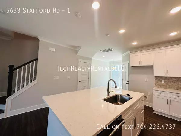 3 bedrooms apartment for rent in Harrisburg - North Charlotte, Charlotte