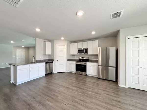 3 bedrooms apartment for rent in Brooks City Base - South SATX, San Antonio