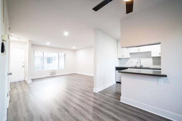 2 bedrooms apartment for rent in Carthay - Central Los Angeles, Los Angeles