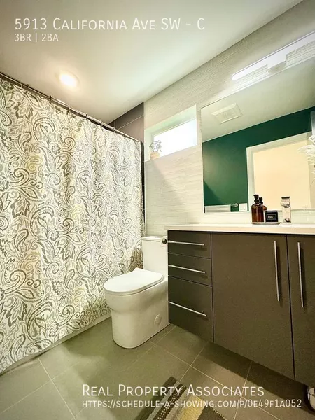 3 bedrooms apartment for rent in Genesse - West Seattle, Seattle