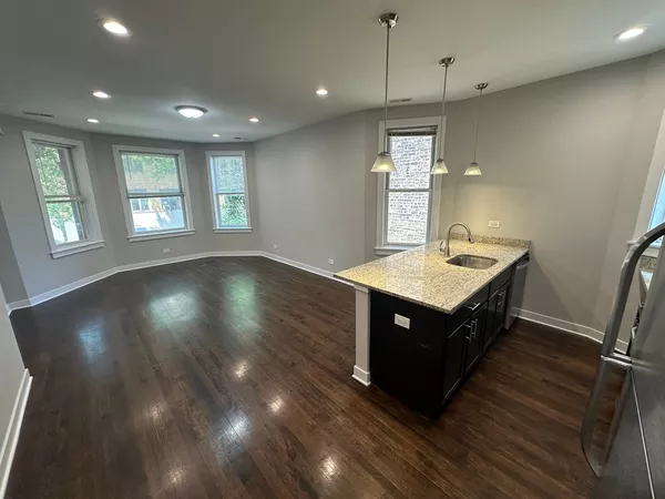 3 bedrooms apartment for rent in Ukrainian Village - West Side, Chicago