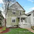 3 bedrooms apartment for rent in Upper East Side - Central Mil, Milwaukee