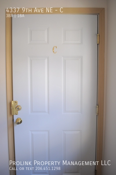 3 bedrooms apartment for rent in University District - North Seattle, Seattle