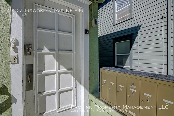 3 bedrooms apartment for rent in University District - North Seattle, Seattle