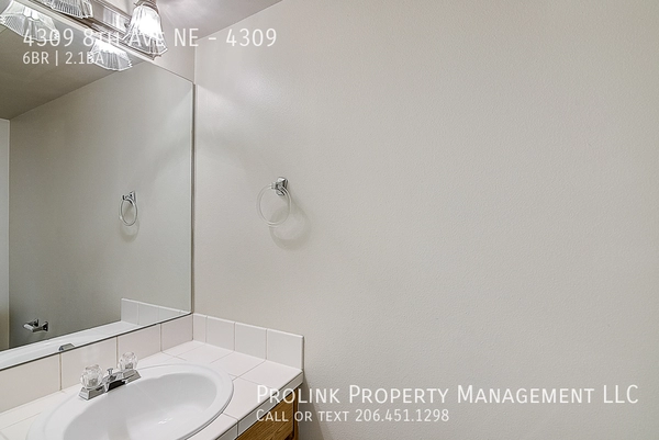 6 bedrooms apartment for rent in University District - North Seattle, Seattle