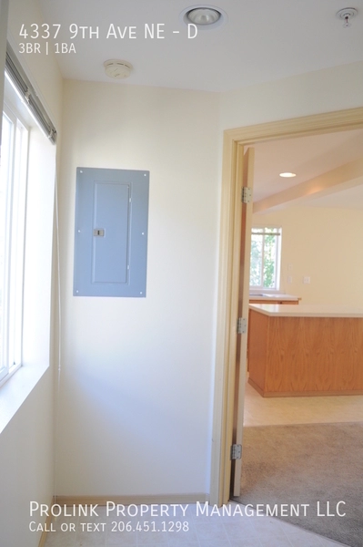 3 bedrooms apartment for rent in University District - North Seattle, Seattle