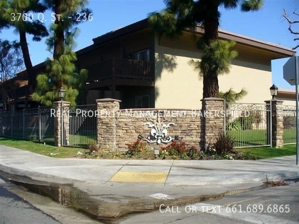 3 bedrooms apartment for rent in Downtown Bakersfield - Central Bakersfield, Bakersfield
