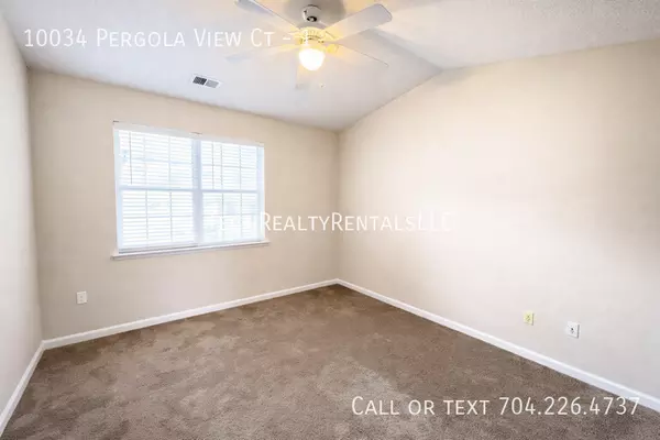 2 bedrooms apartment for rent in University City South - North Charlotte, Charlotte