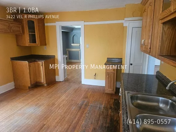 3 bedrooms apartment for rent in Williamsburg heights - North Mil / North Shore, Milwaukee