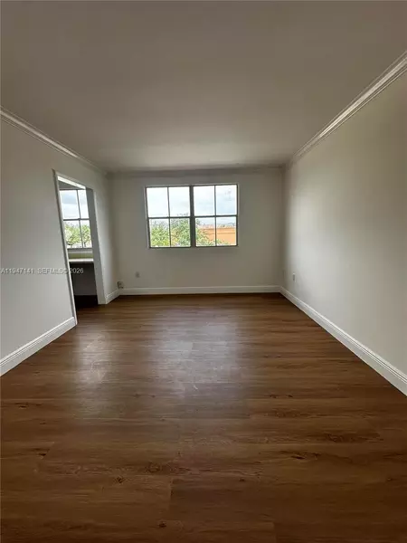 3 bedrooms apartment for rent in Westchester FL - Miami Dade, Miami