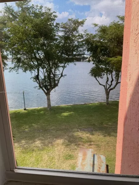 2 bedrooms apartment for rent in West Miami - Miami Dade, Miami