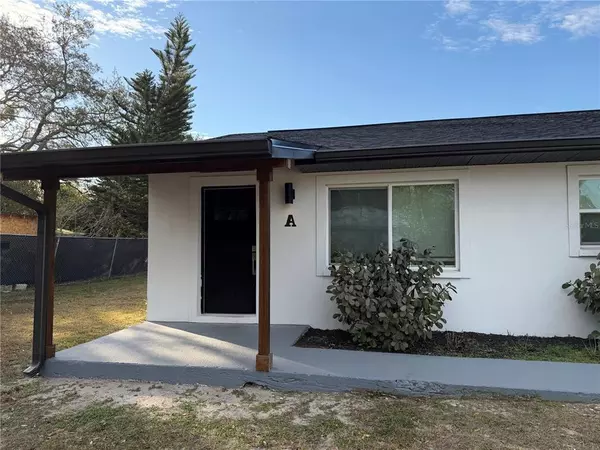2 bedrooms apartment for rent in Live Oaks Square - East Tampa, Tampa