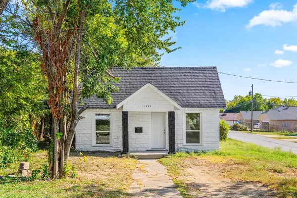 3 bedrooms apartment for rent in Cedar Crest - Se Dallas, Dallas