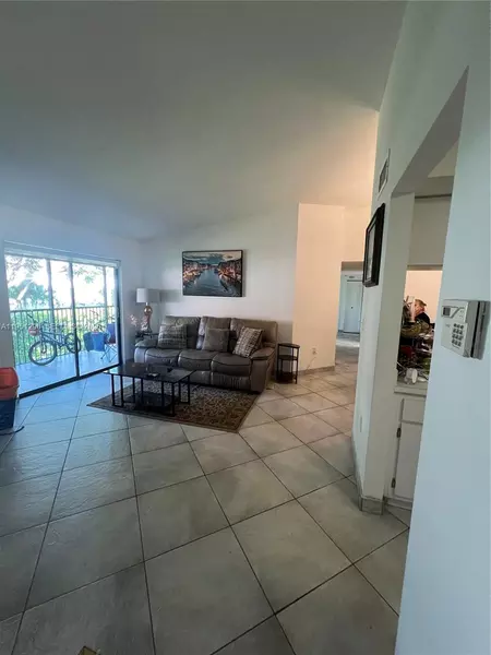 3 bedrooms apartment for rent in West Park - Broward County, Miami