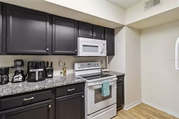 2 bedrooms apartment for rent in North Sarasota - Sarasota, Sarasota