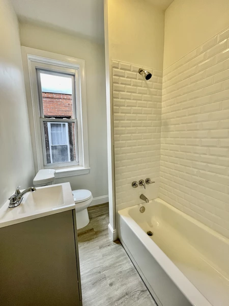 3 bedrooms apartment for rent in Fern Rock - North Philadelphia, Philadelphia