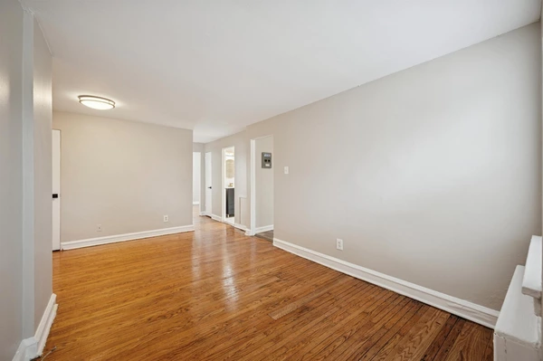 2 bedrooms apartment for rent in West Mount Airy - Nw Philadelphia, Philadelphia