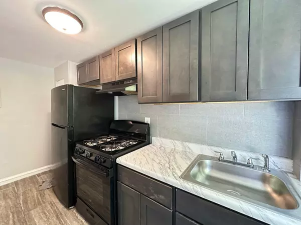 2 bedrooms apartment for rent in West Mount Airy - Nw Philadelphia, Philadelphia