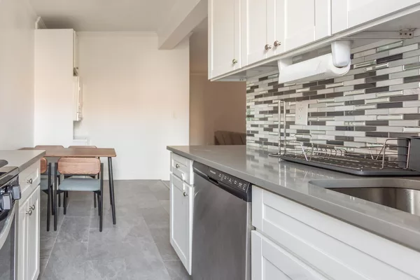 Coliving in Ditmas / Steinway - Queens, New York