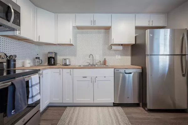 Coliving in Prairie Village - Outer KCK, Kansas City