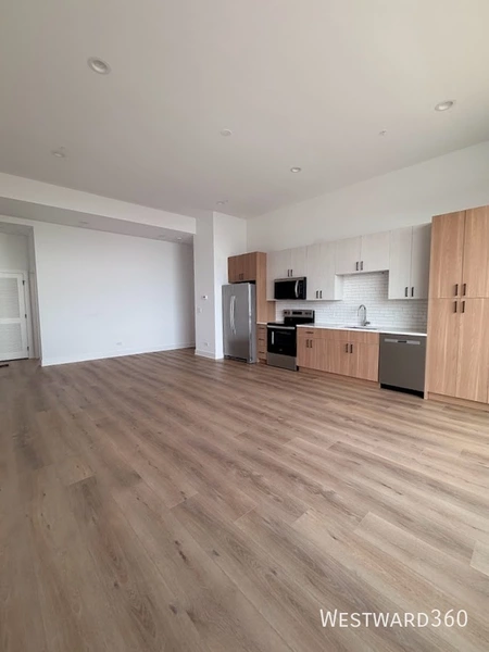 3 bedrooms apartment for rent in Little Italy/Uic - Central, Chicago