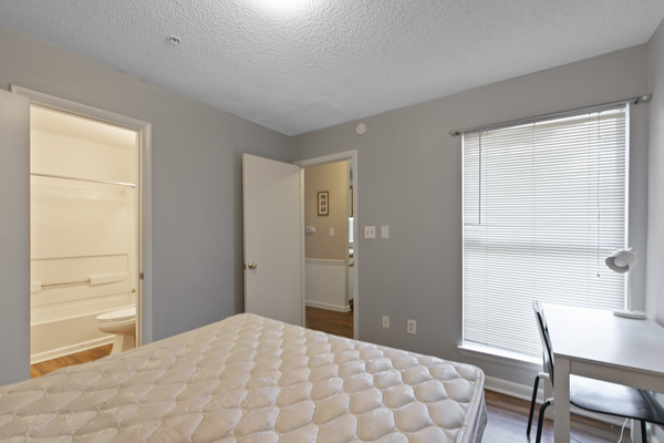 Coliving in Fairmont - Central Raleigh, Raleigh