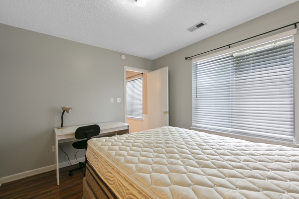 Coliving in Fairmont - Central Raleigh, Raleigh