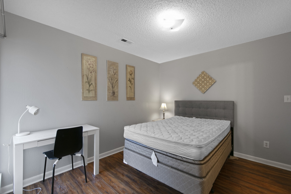 Coliving in Fairmont - Central Raleigh, Raleigh