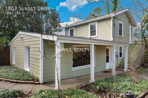 2 bedrooms apartment for rent in Five Points - Central Raleigh, Raleigh